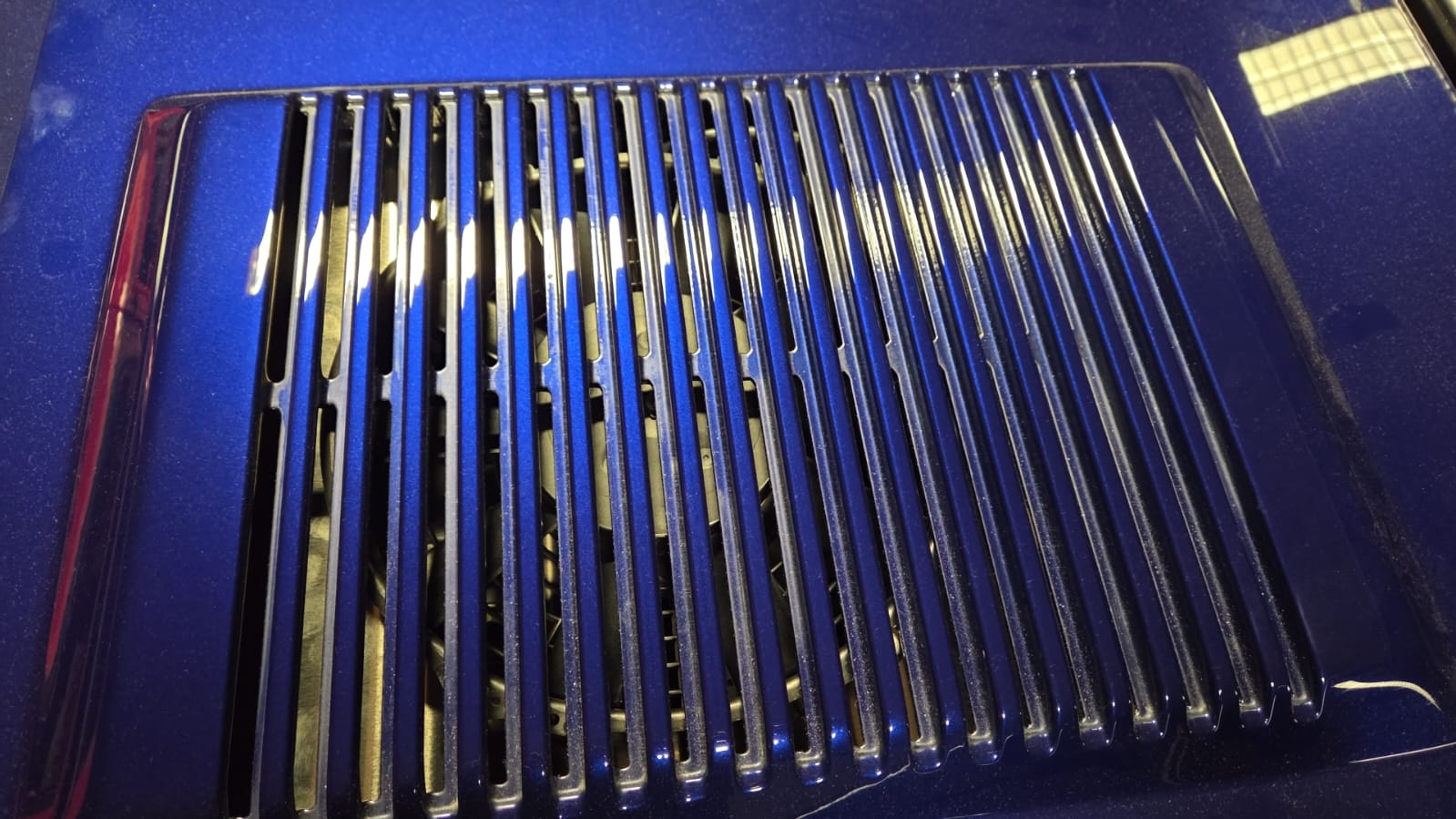 Engine Lid Dual Fan Shroud - Image 5